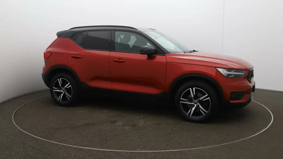 2019-volvo-xc40-20-t4-r-design-awd-big-44