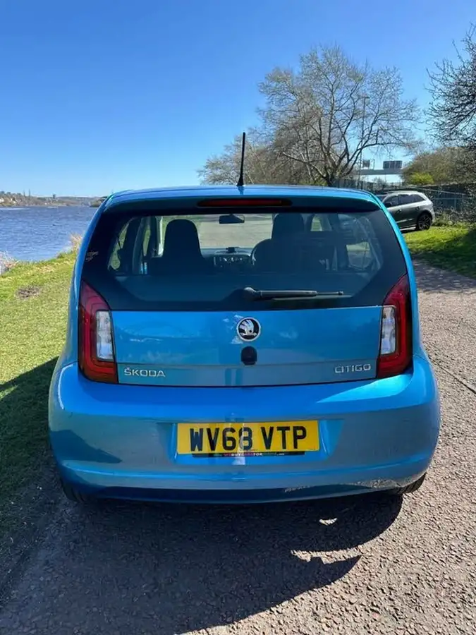 2018-skoda-citigo-10-se-greentech-5d-big-3