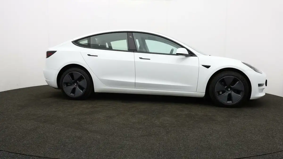 2021-tesla-model-3-e-standard-plus-big-34