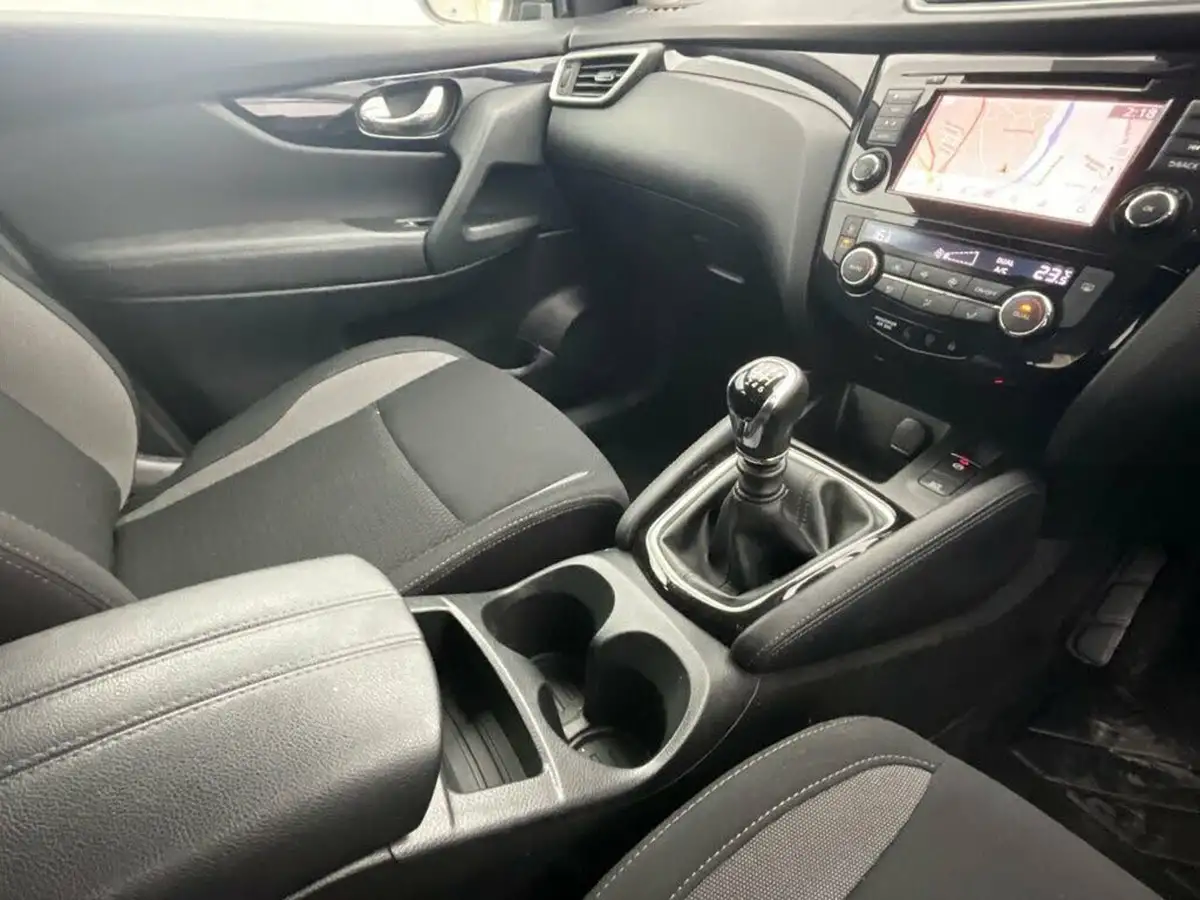 2020-nissan-qashqai-13-dig-t-acenta-premium-160ps-big-17