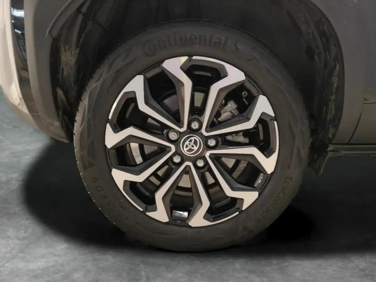 2024-toyota-yaris-cross-15-vvt-i-design-big-20
