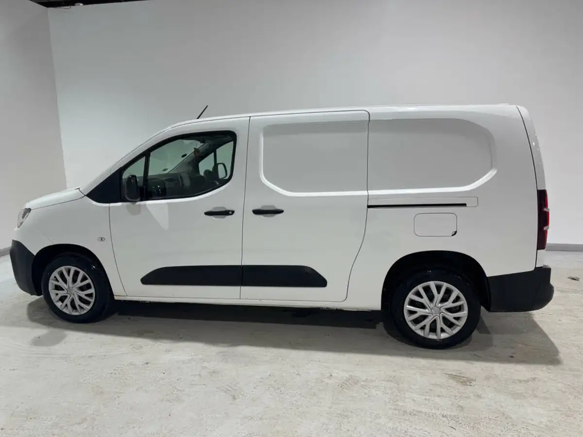 2020-citroen-berlingo-15bluehdi-950-enterprise-100pseu6dt-e-ss-panel-big-11