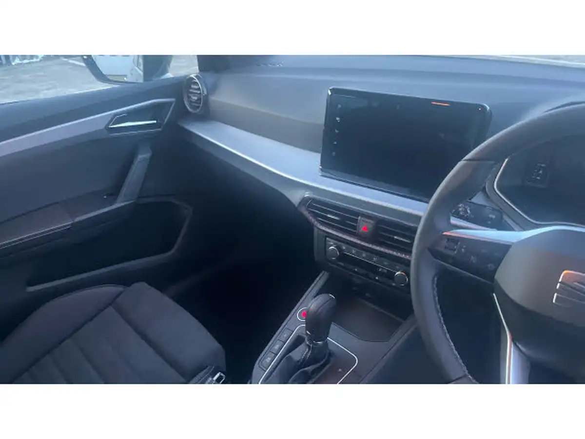 2024-seat-ibiza-10-tsi-xcellence-lux-115ps-dsg-big-13