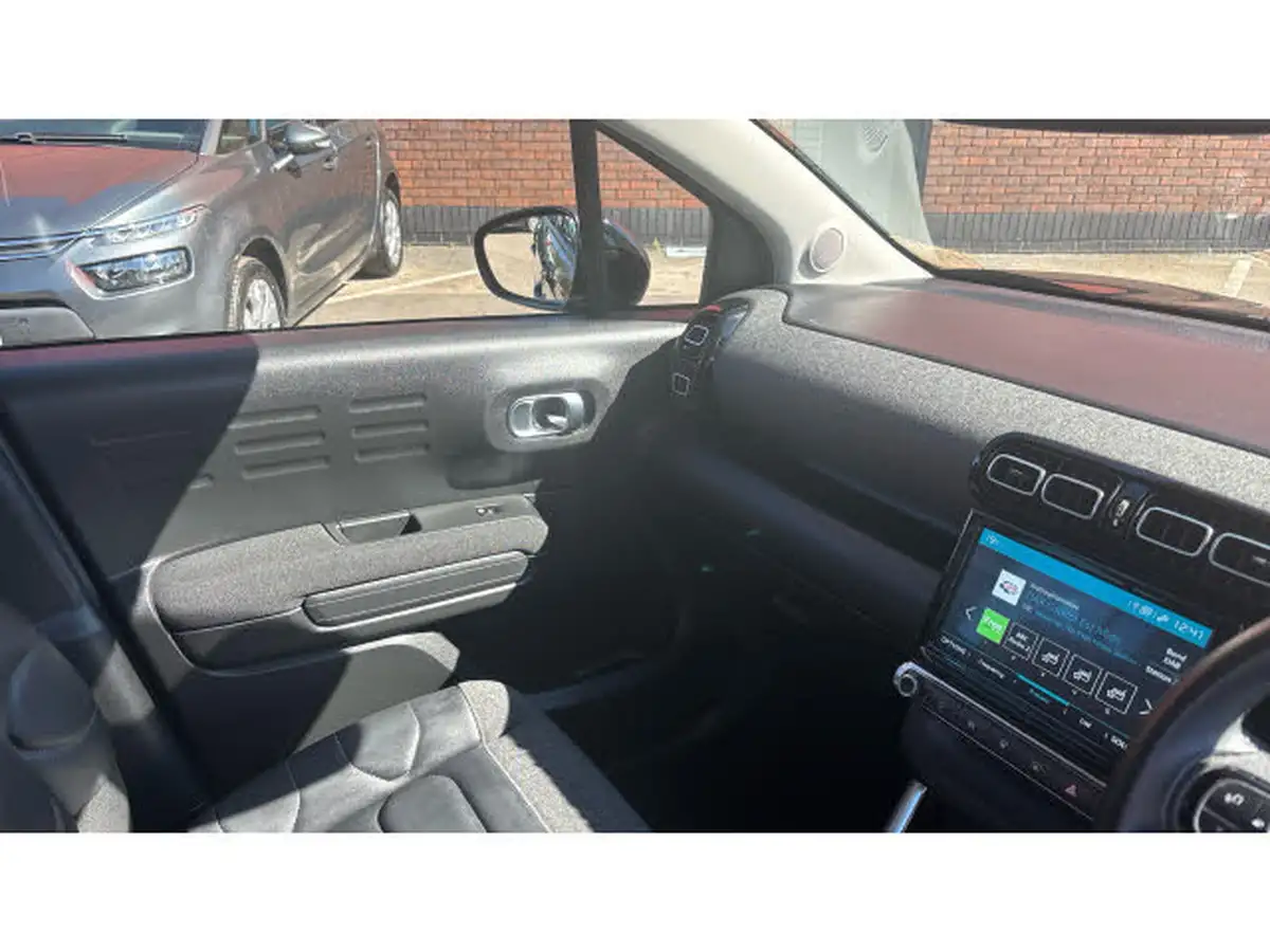 2022-citroen-c3-aircross-12-puretech-shine-plus-130ps-eat6-big-13