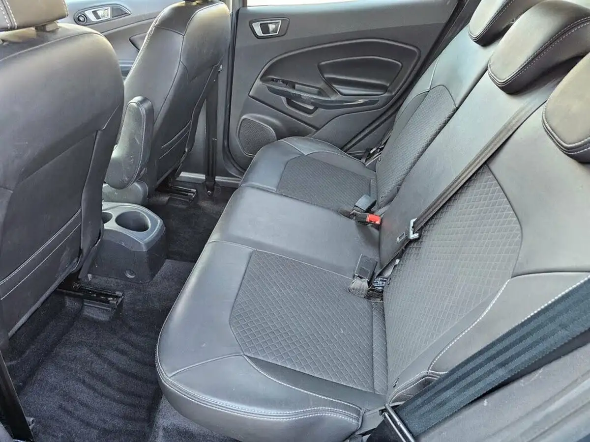 2015-ford-ecosport-10-titanium-t-big-25