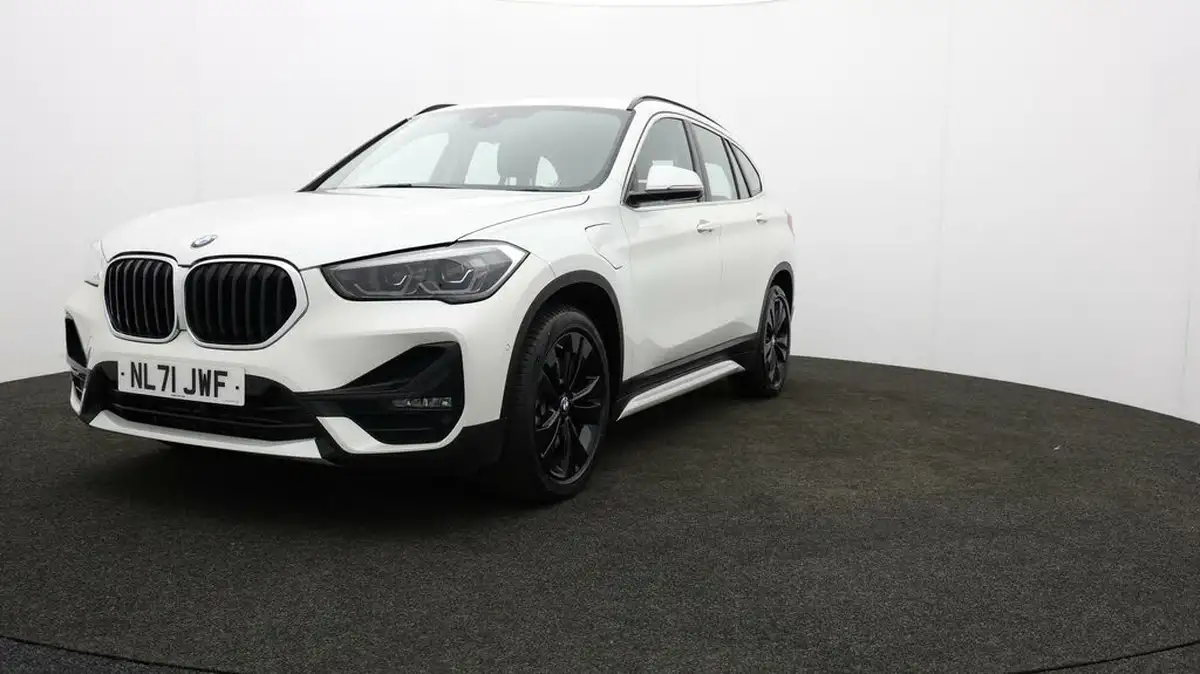 2021-bmw-x1-15-xdrive-25e-phev-sport-big-50