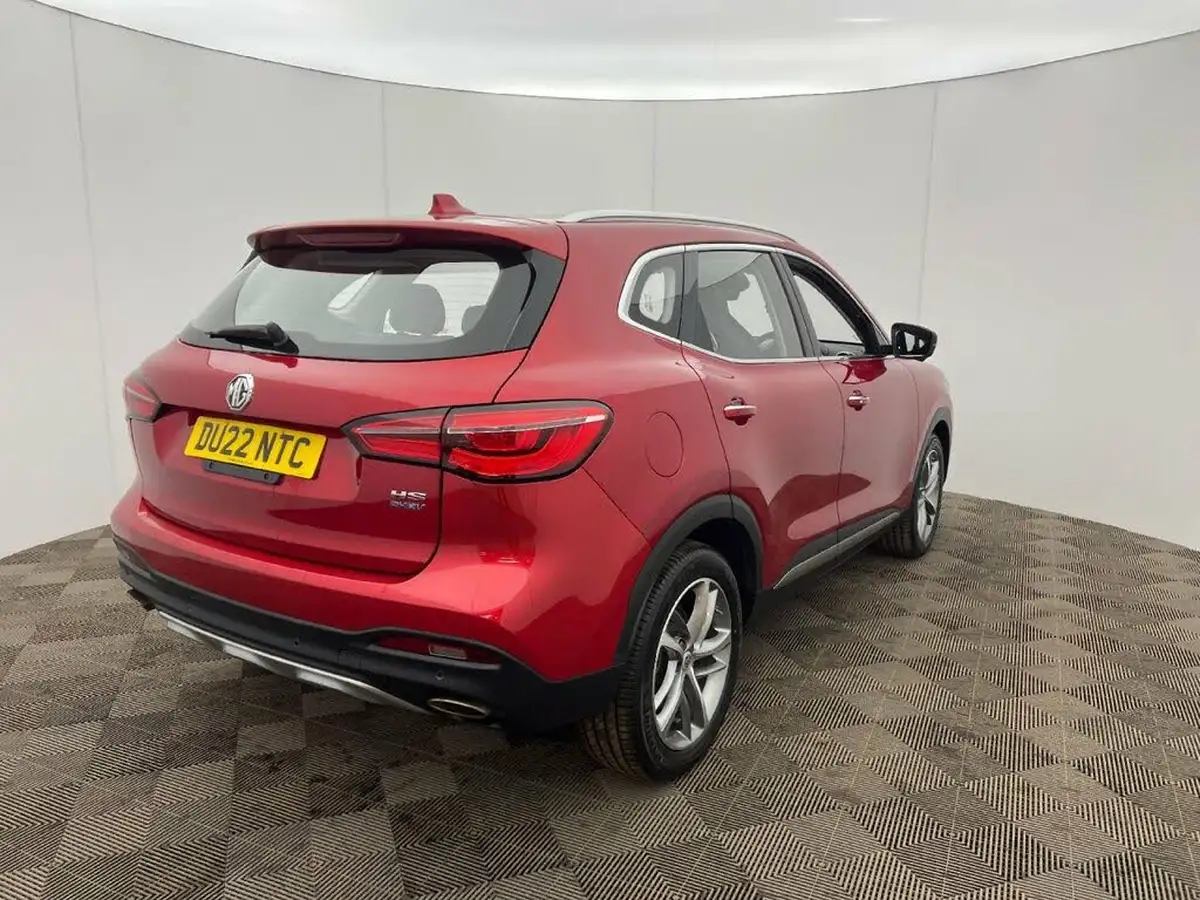 2022-mg-hs-15t-gdi-exclusive-258ps-plug-in-hybrid-auto-big-1