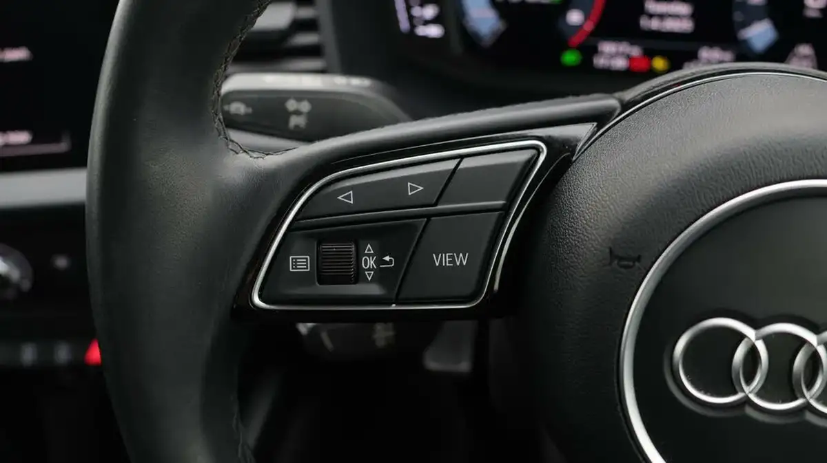 2022-audi-a1-10-25-tfsi-technik-big-24