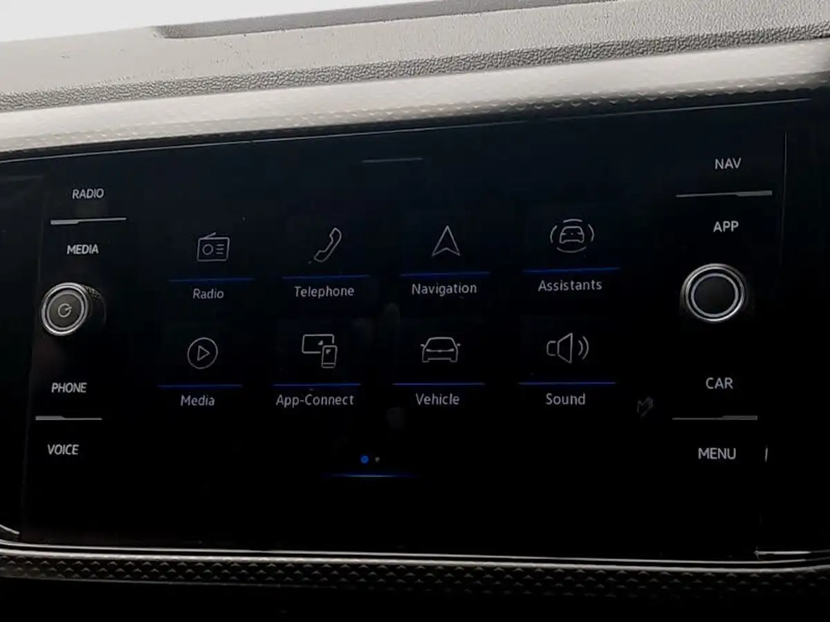 2022-volkswagen-t-cross-10-tsi-se-110ps-big-10