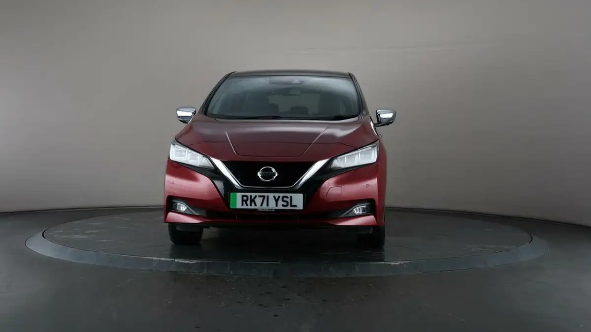 2021-nissan-leaf-e-e-tekna-big-47
