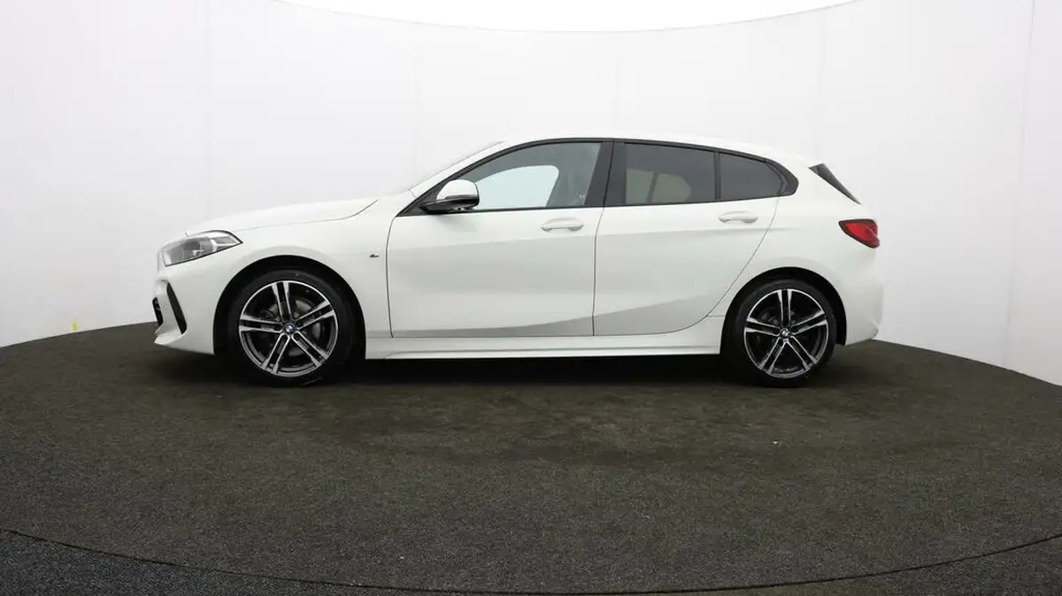 2022-bmw-1-series-15-118i-m-sport-lcp-big-66