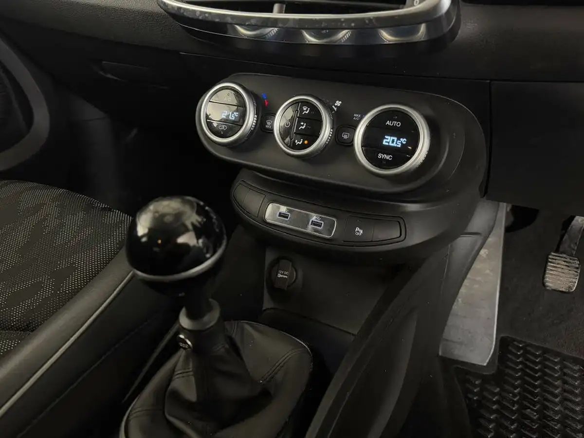 2021-fiat-500x-10-firefly-turbo-cross-big-32