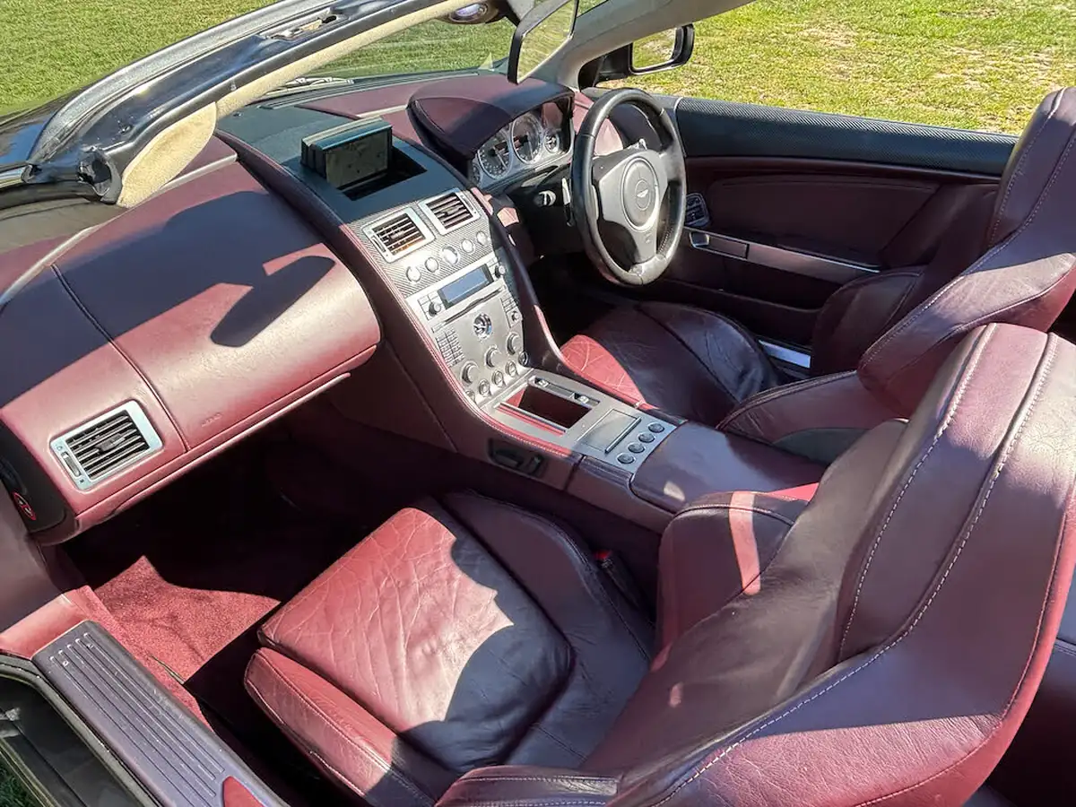 2005-aston-martin-db9-59-touchtronic-big-13