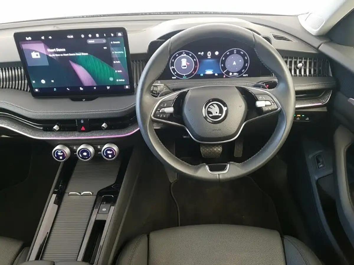 2024-skoda-superb-big-6