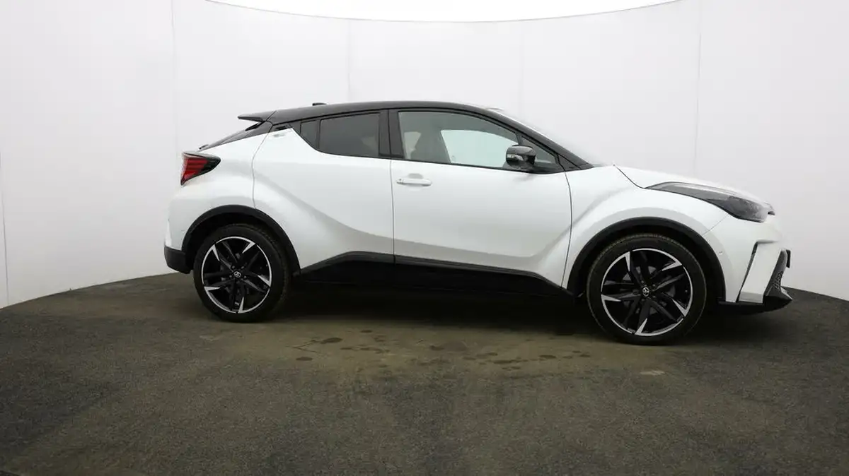2023-toyota-c-hr-18-vvt-i-gr-sport-big-48