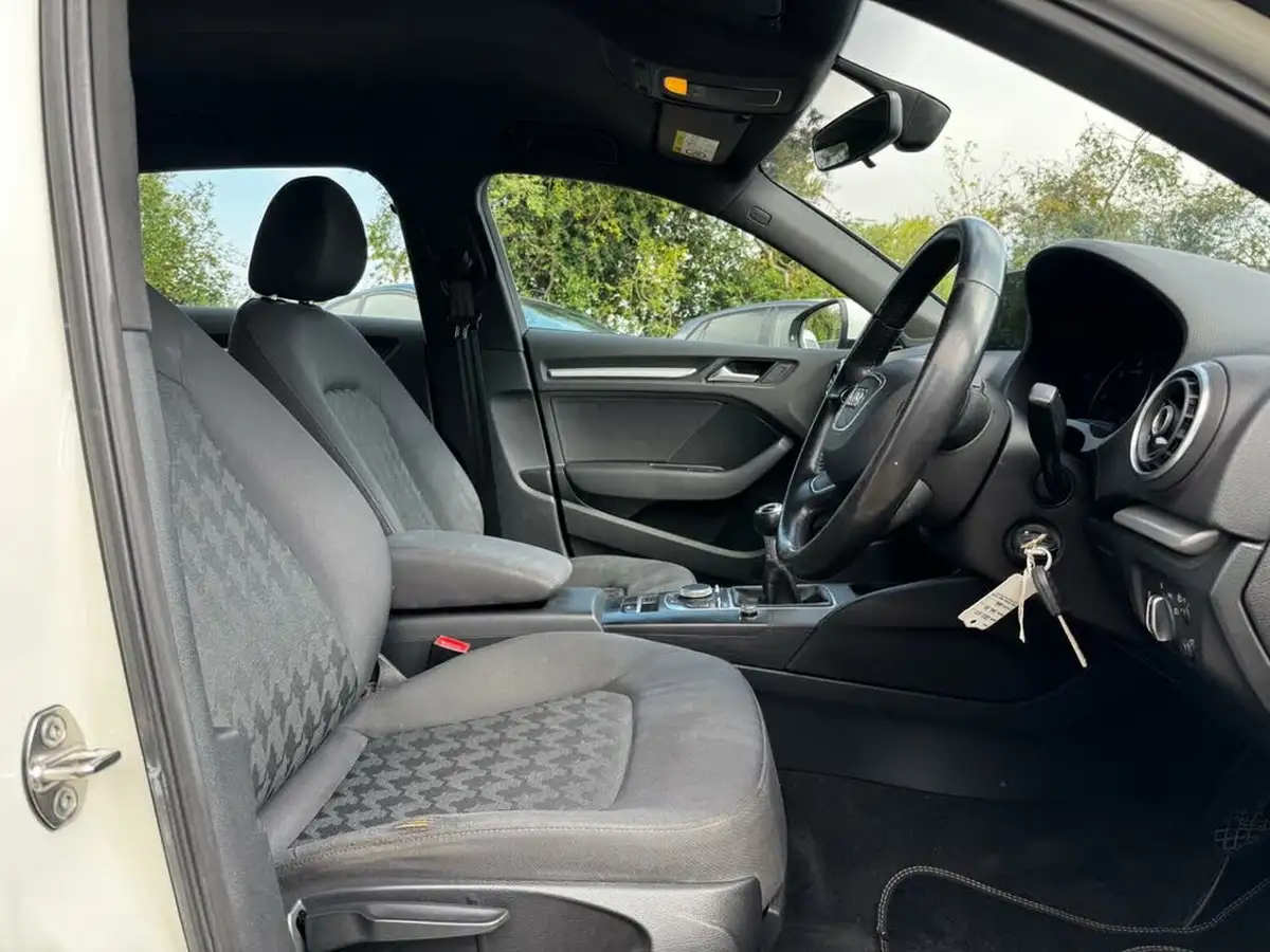 2013-audi-a3-20-tdi-se-sportback-5d-1968cc-big-11