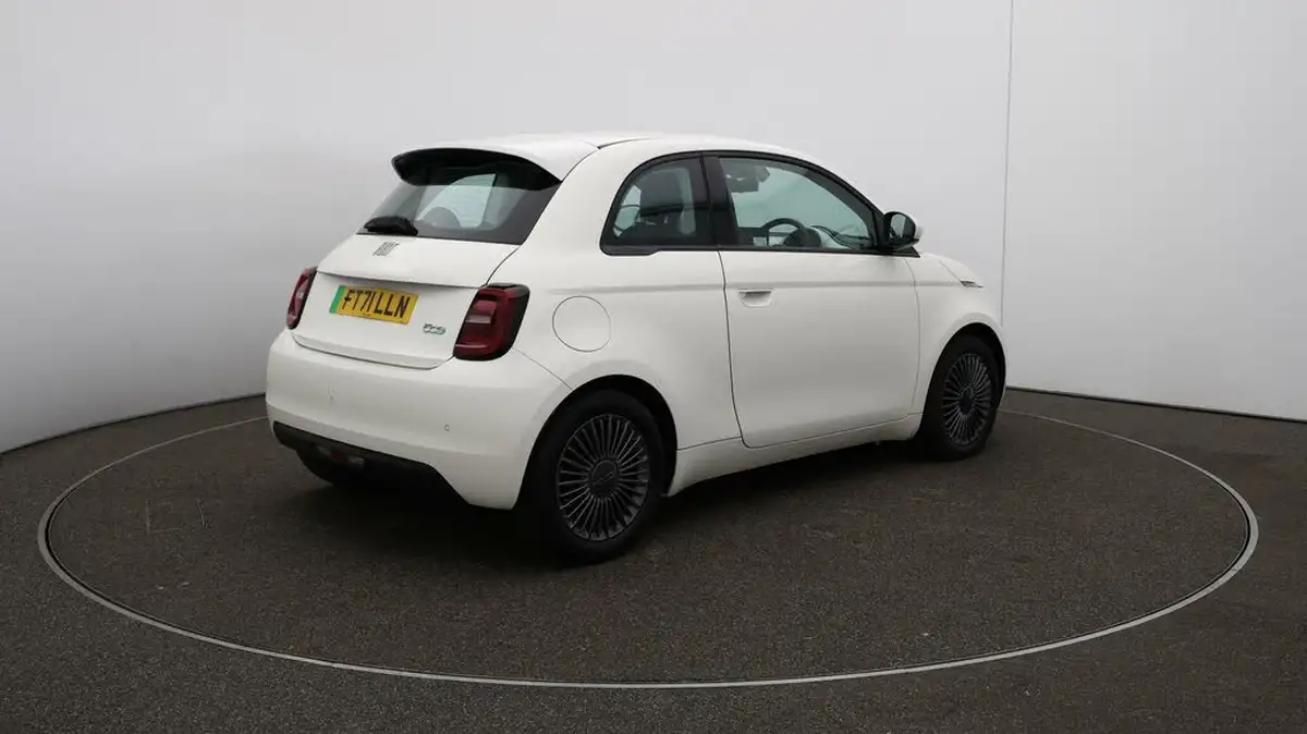 2022-fiat-500-e-icon-117bhp-big-50