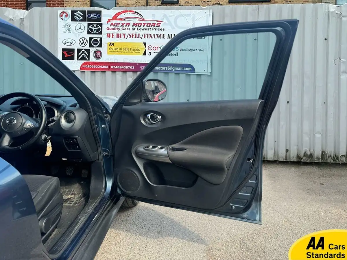 2013-nissan-juke-16-acenta-premium-big-14