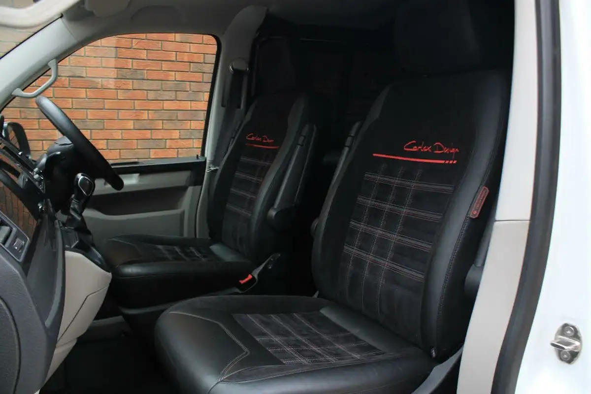 2019-volkswagen-transporter-20bitdi-t32-highline-bmt-lwb-4motion-204pseu6-kombi-big-18