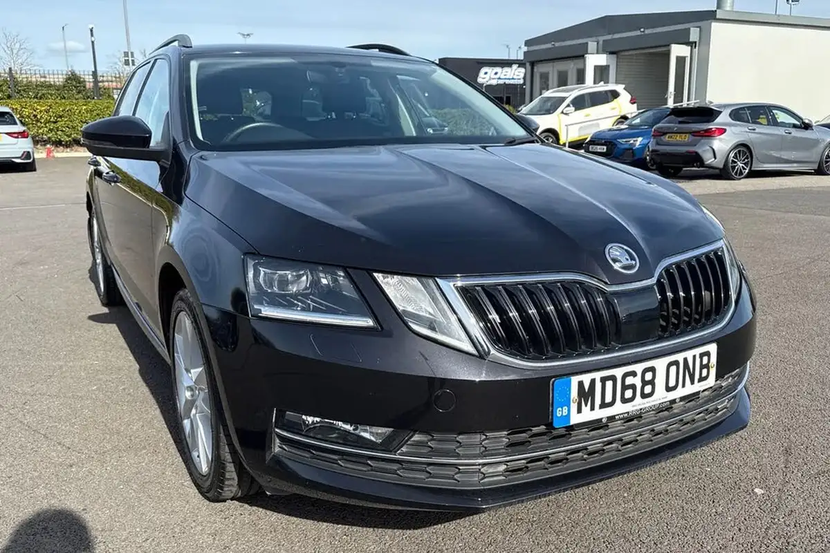 2019-skoda-octavia-20-tsi-se-l-estate-big-8
