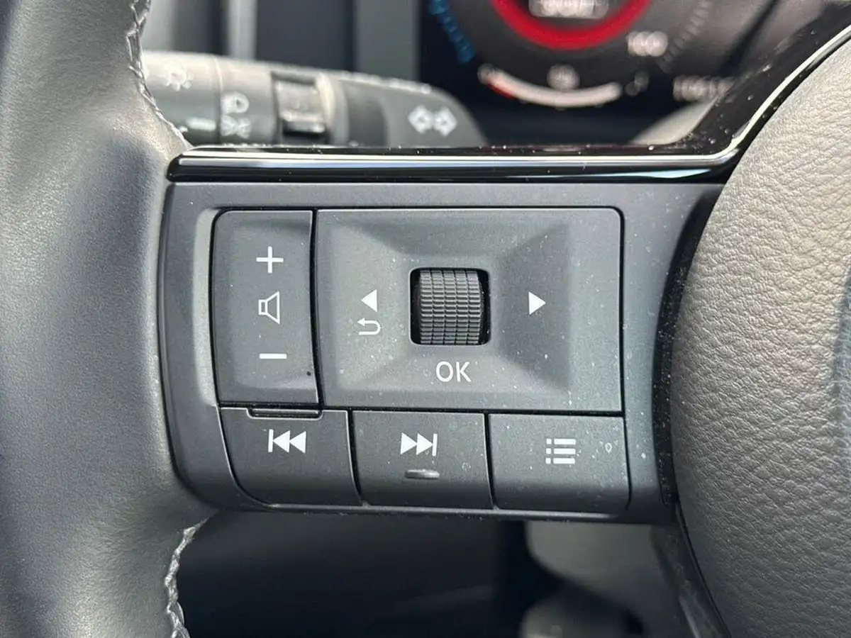 2022-nissan-qashqai-15-n-connecta-big-23