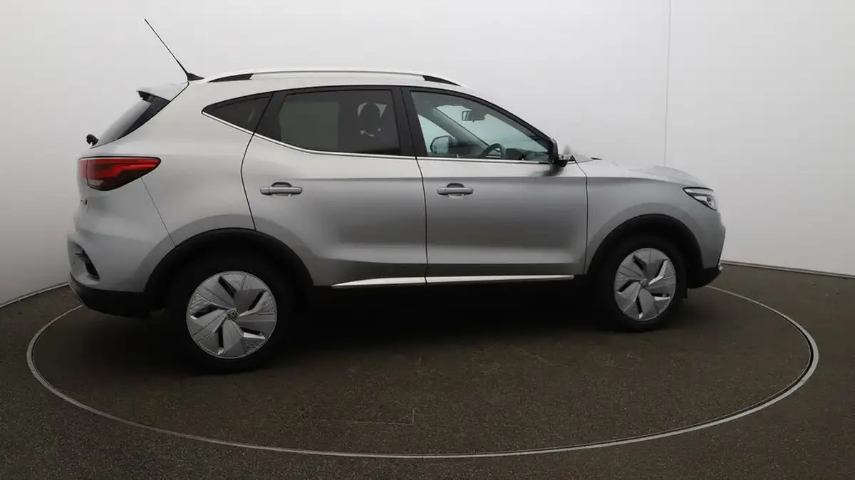 2023-mg-zs-suv-e-trophy-ev-156ps-long-range-big-50