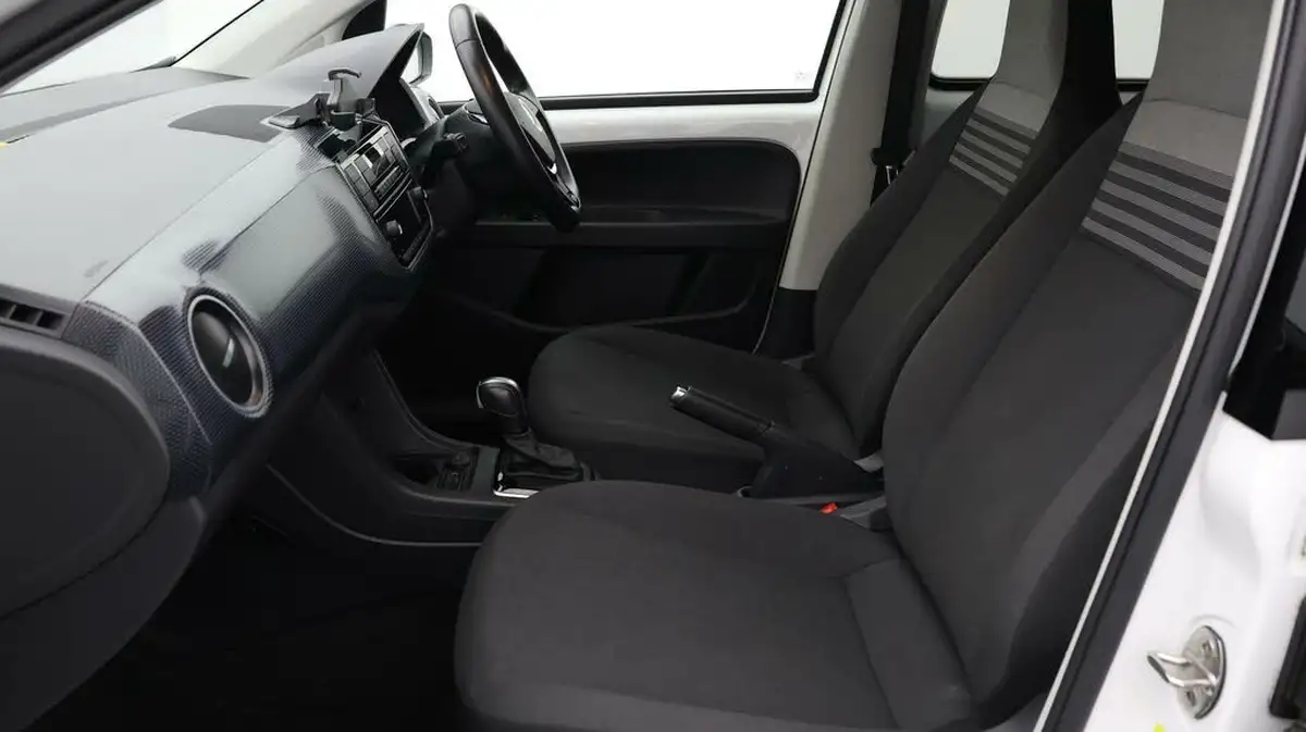 2021-volkswagen-up-e-e-up-big-13
