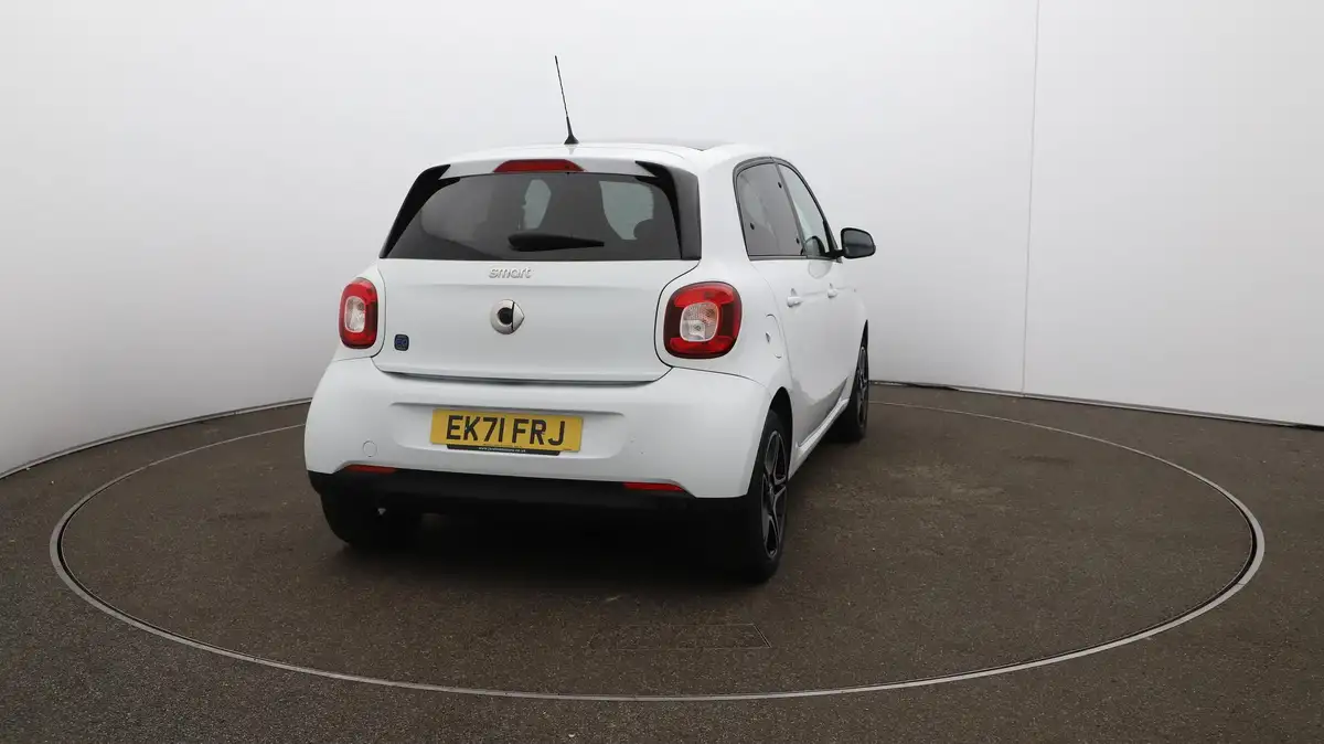 2021-smart-forfour-eq-premium-big-55