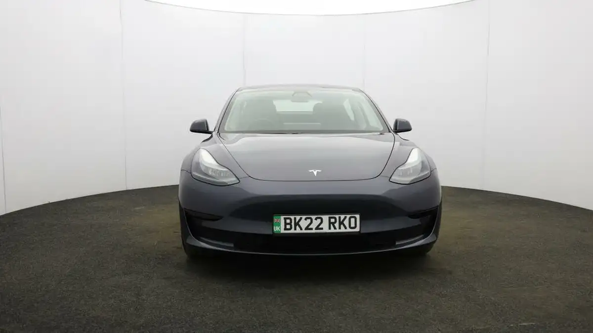 2021-tesla-model-3-e-standard-plus-big-1