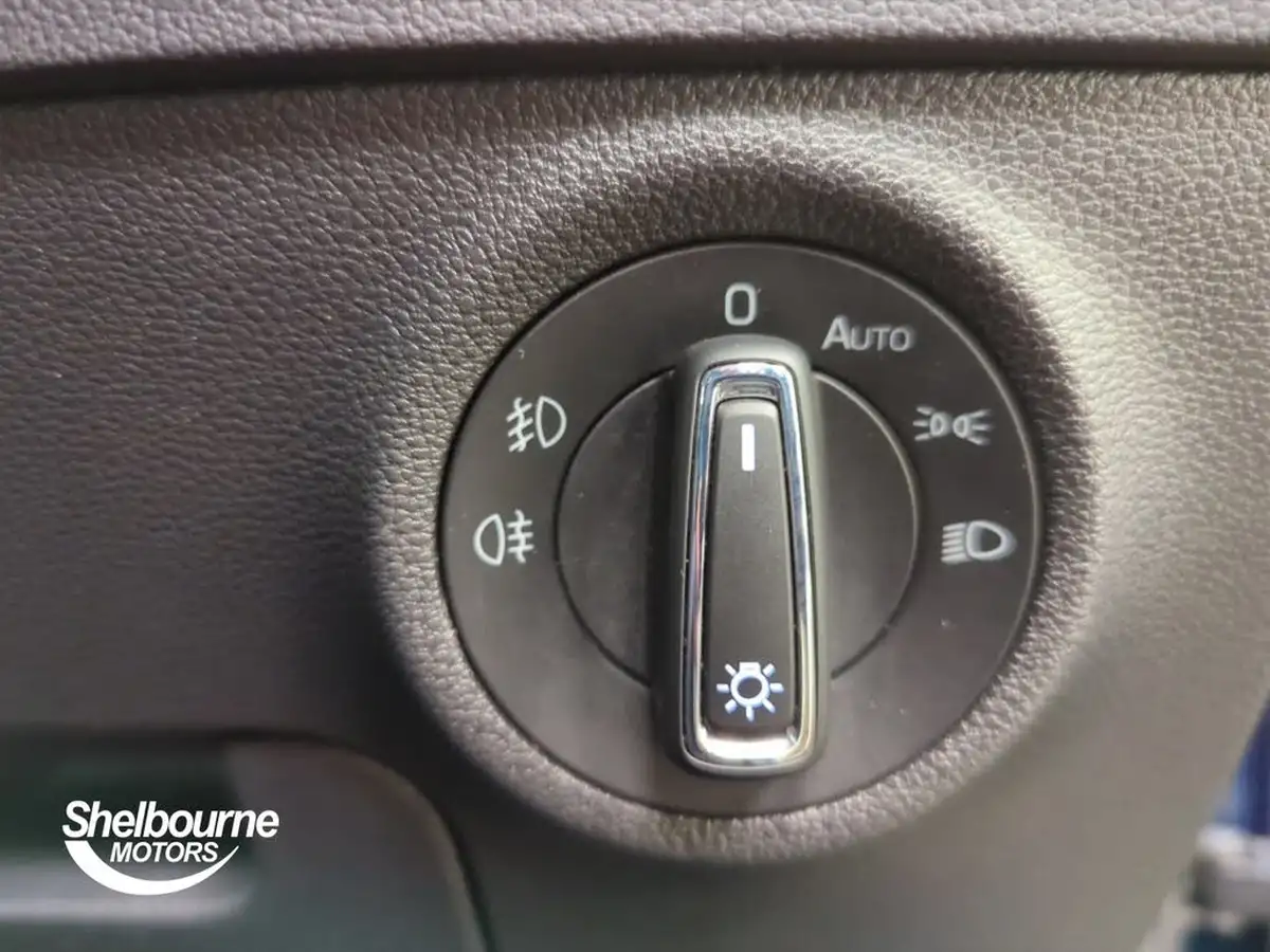 2022-skoda-karoq-15-tsi-se-l-big-24