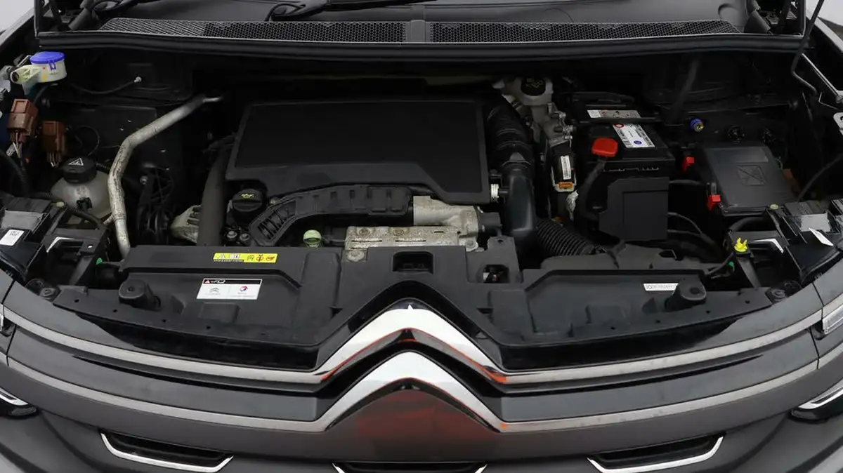 2020-citroen-c5-aircross-12-puretech-flair-big-18