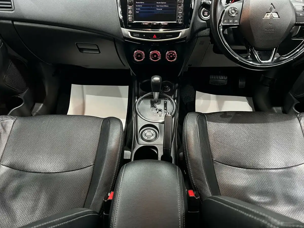 2015-mitsubishi-asx-22di-d-zc-h-big-44