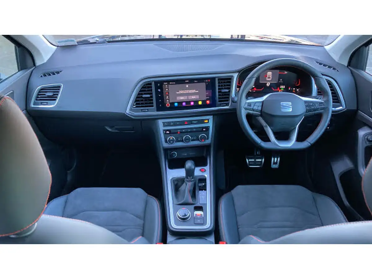 2024-seat-ateca-15-ecotsi-fr-dsg-big-8