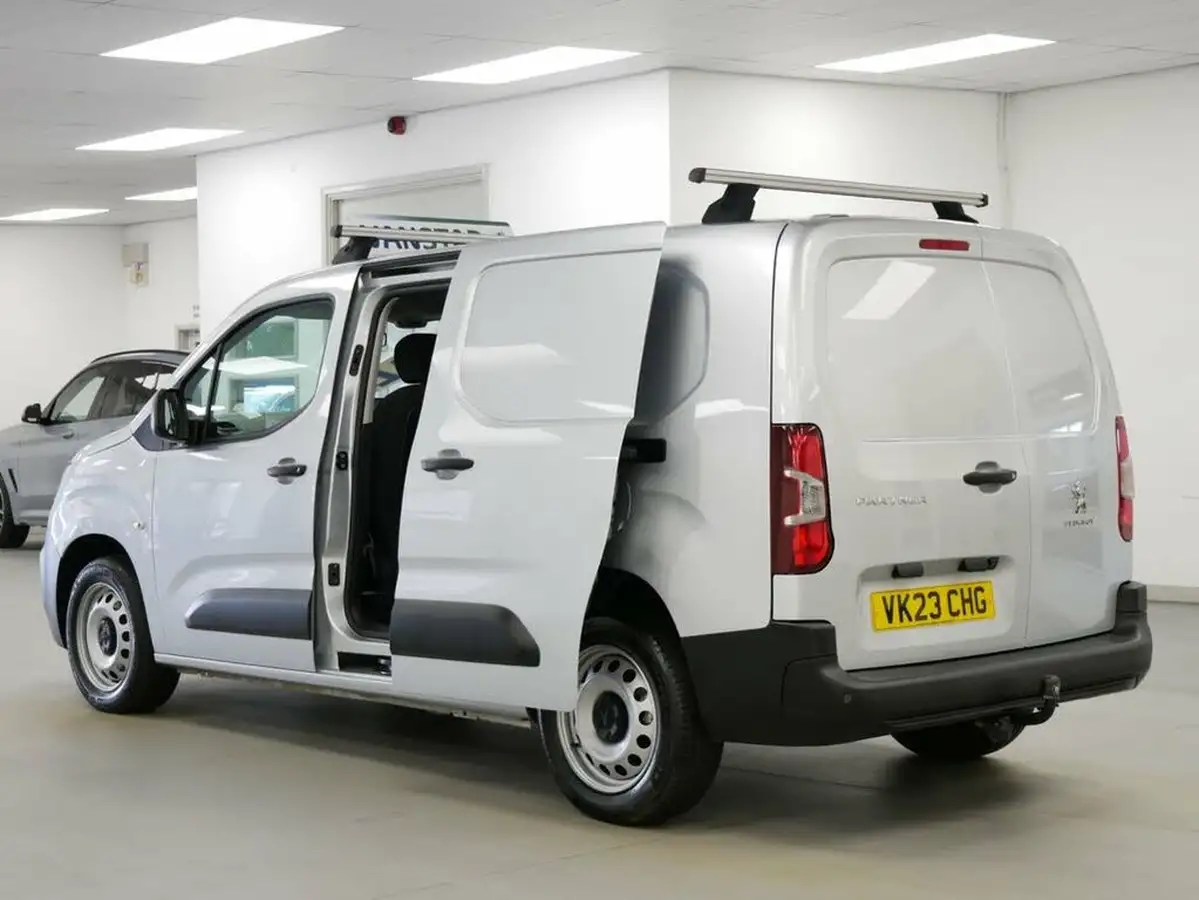 2023-peugeot-partner-15-bluehdi-850-professional-premium-ss-big-31