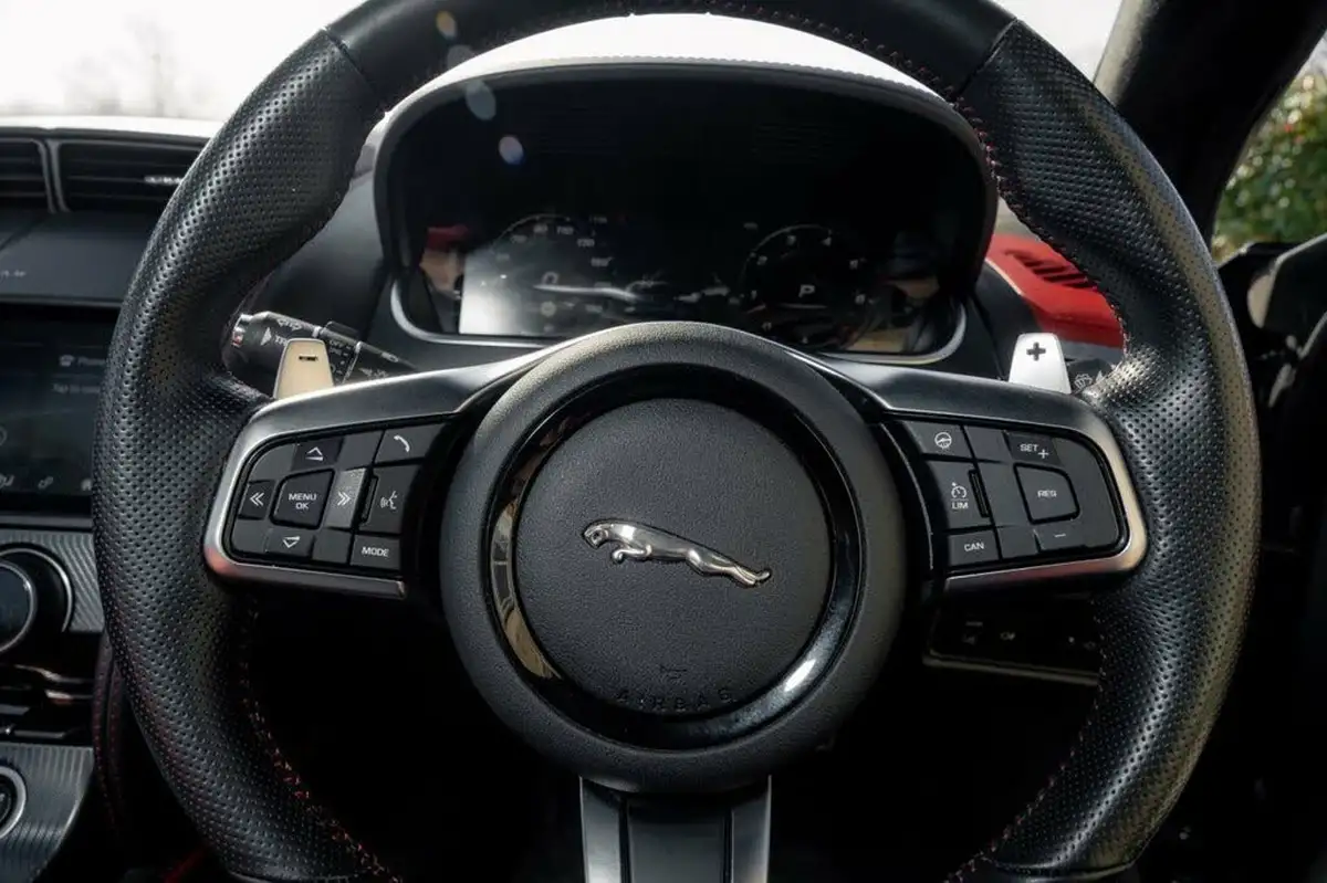 2022-jaguar-f-type-50-v8-p450-r-dynamic-black-awd-coupe-big-41