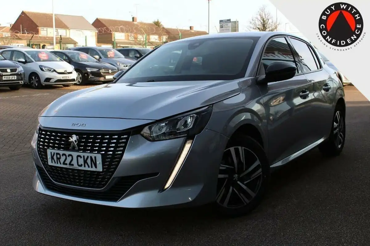 2022-peugeot-208-12-puretech-allure-premium-100bhp-eat8-big-3