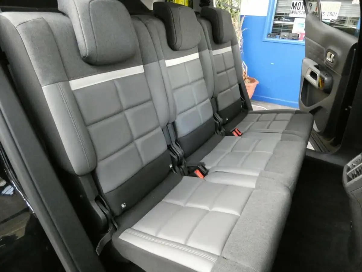 2019-citroen-c5-aircross-15bluehdi-feel-eat8-big-45
