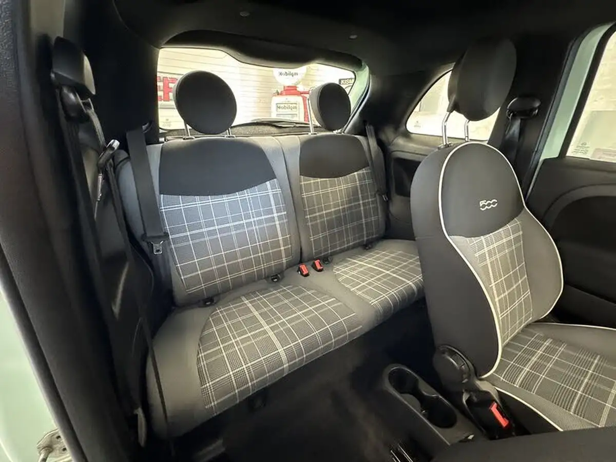 2019-fiat-500-12-lounge-big-10