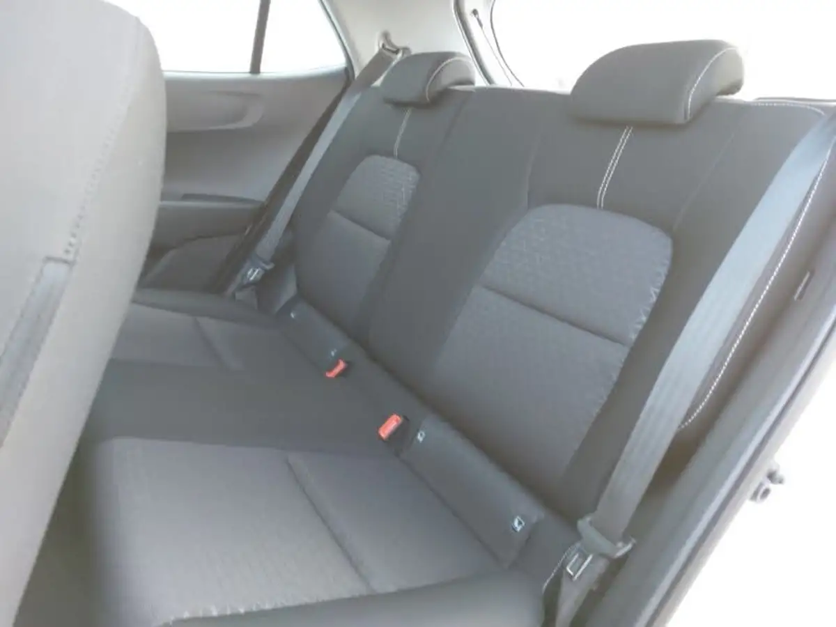 2023-kia-picanto-10-2-big-5