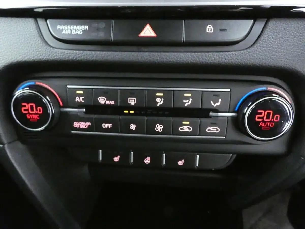 2021-kia-xceed-16-gdi-3-big-15