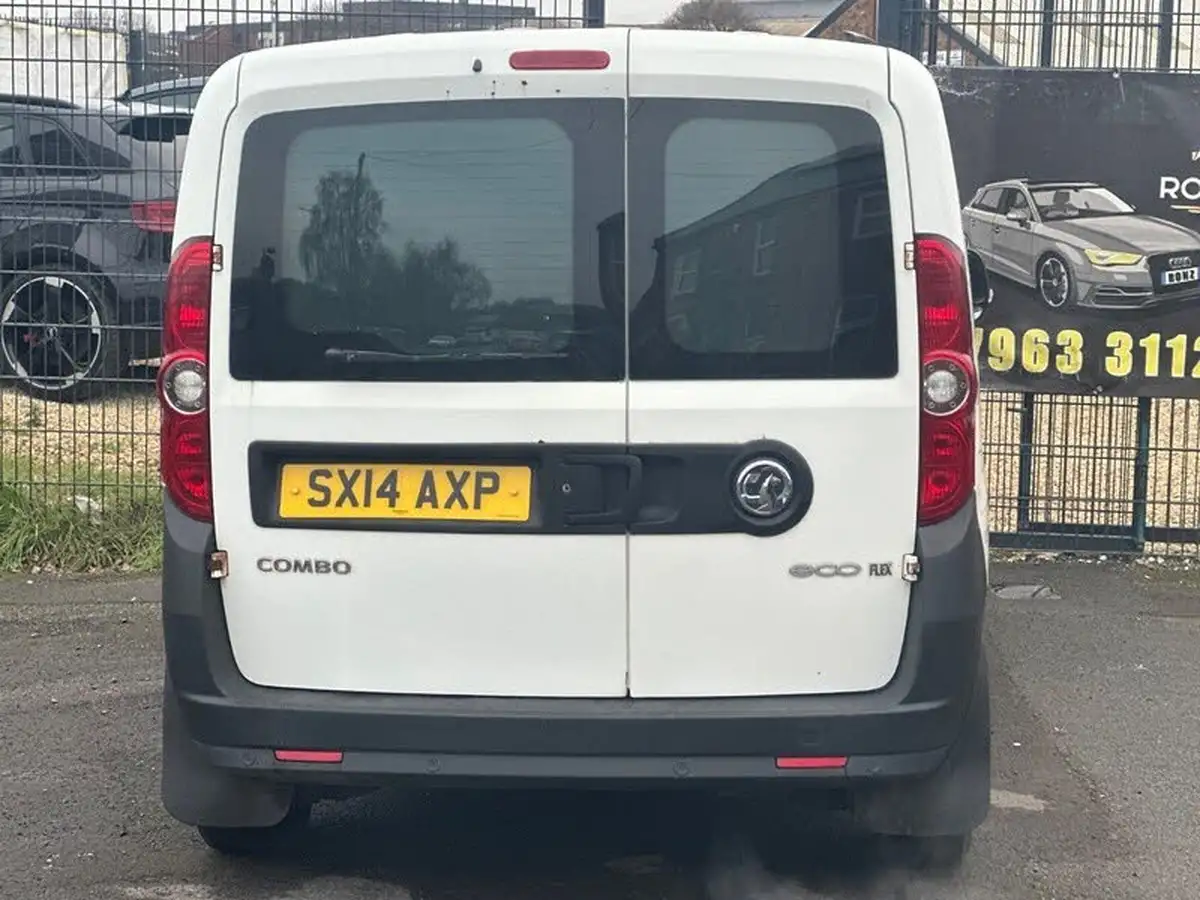 2014-vauxhall-combo-13td-combo-2000-ecoflex-panel-big-16