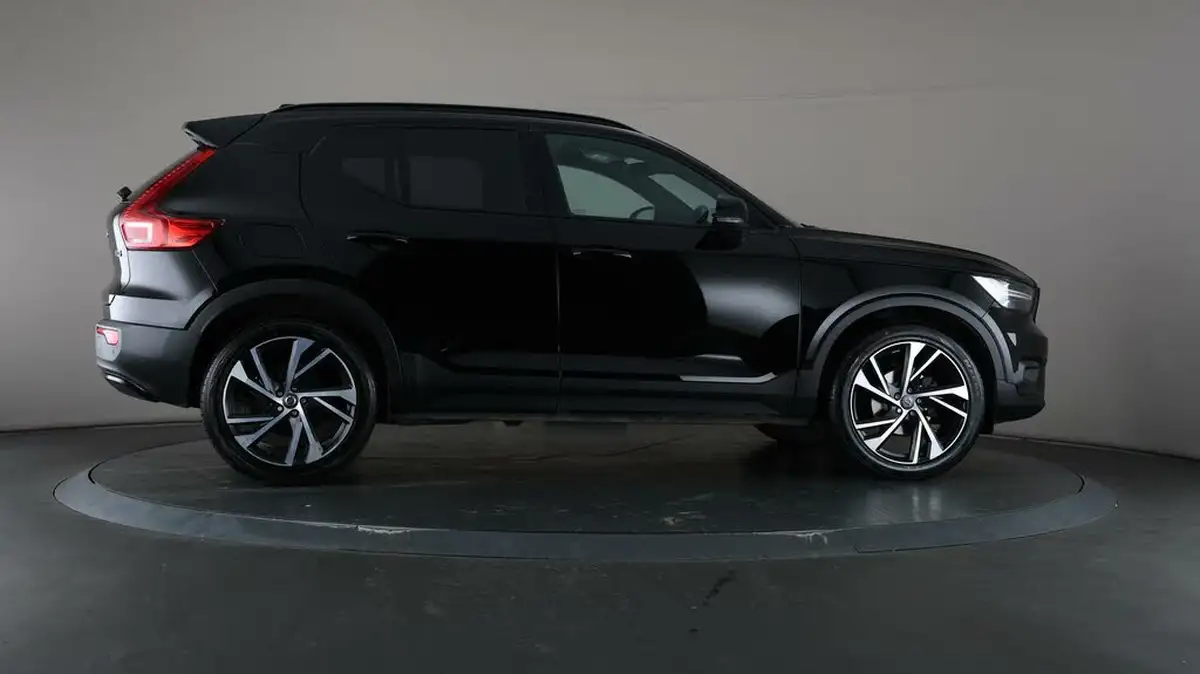 2020-volvo-xc40-20td-d3-r-design-pro-geartronic-big-61