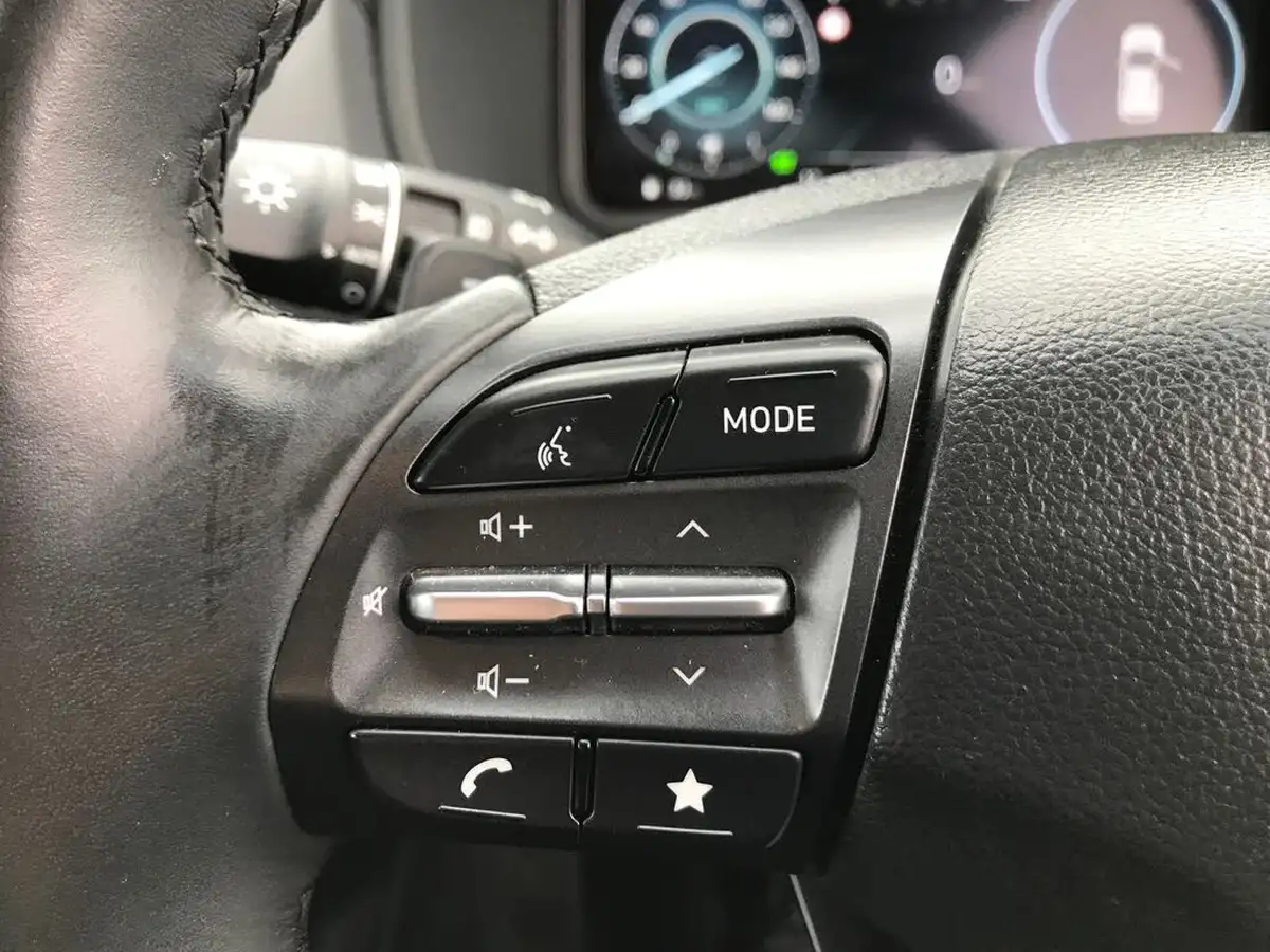 2022-hyundai-kona-16-gdi-premium-big-25