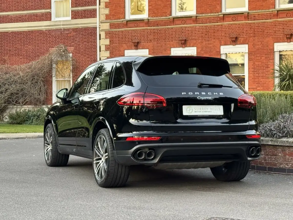 2017-porsche-cayenne-30td-diesel-platinum-edition-big-4