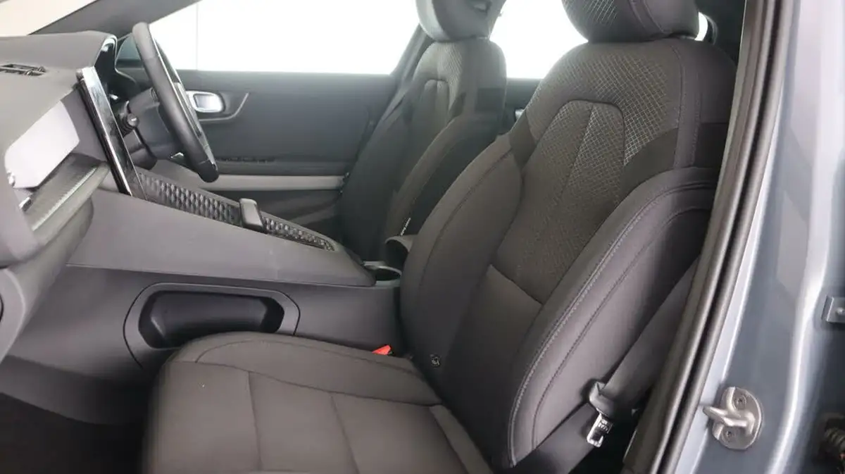 2022-polestar-polestar-2-e-ps2-165kw-standard-single-hatchback-big-14