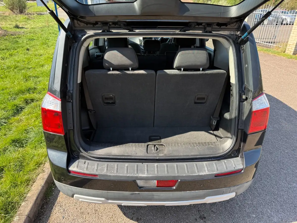 2012-chevrolet-orlando-20td-ltz-163ps-auto-big-14