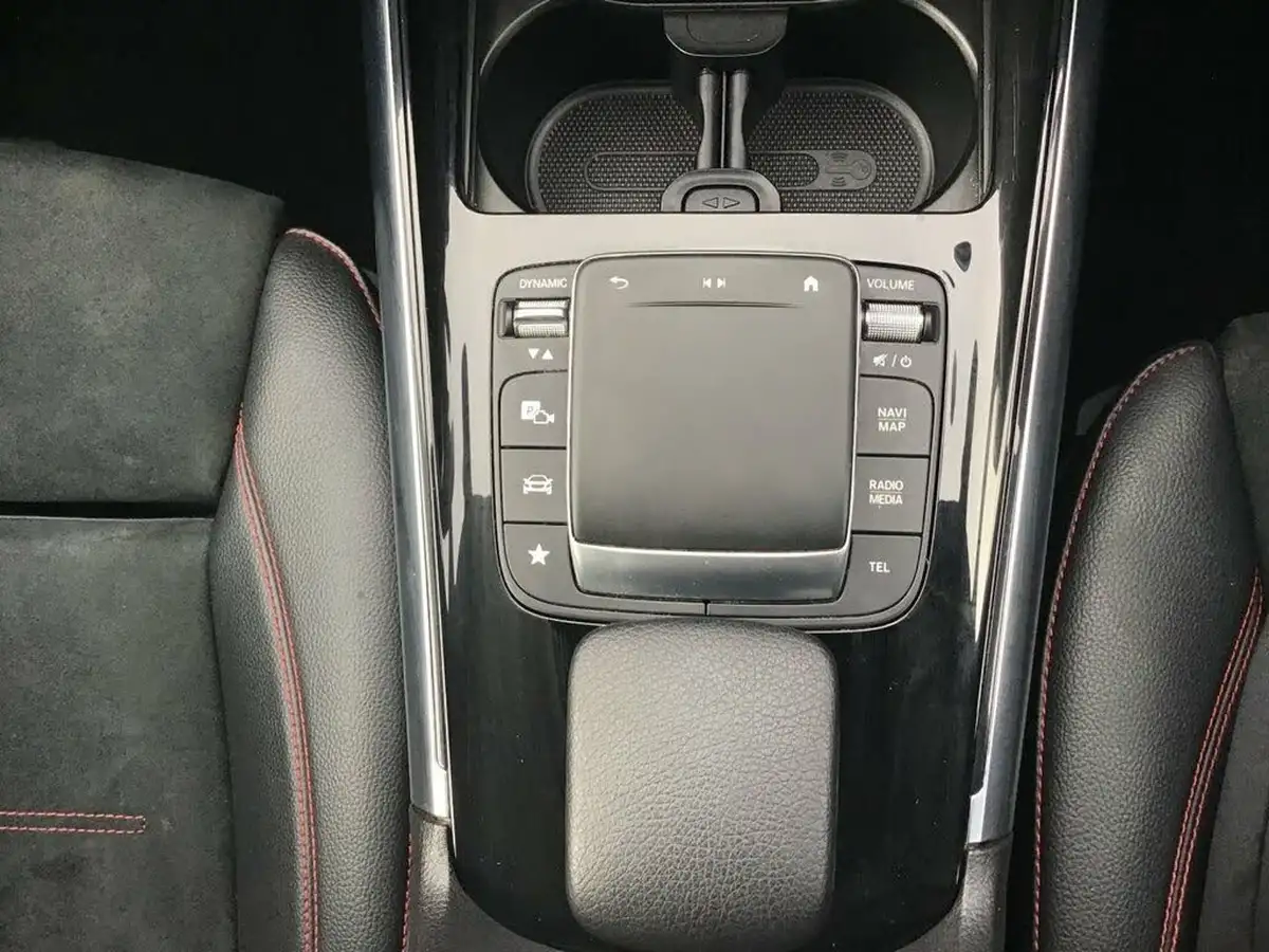 2019-mercedes-benz-b-class-13-b200-amg-line-executive-big-30