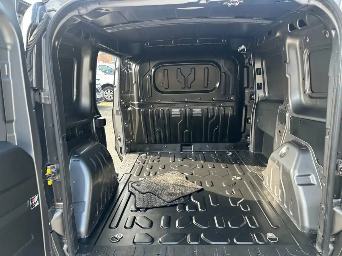 2021-fiat-doblo-cargo-16jtd-l1h1-tecnico-panel-van-big-29