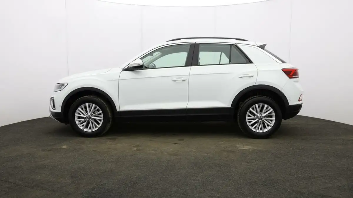 2023-volkswagen-t-roc-10-tsi-life-big-59