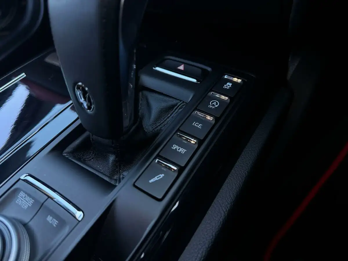 2022-maserati-ghibli-30-modena-350ps-big-58